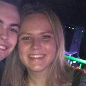 Meet your Posher, Anna-claire